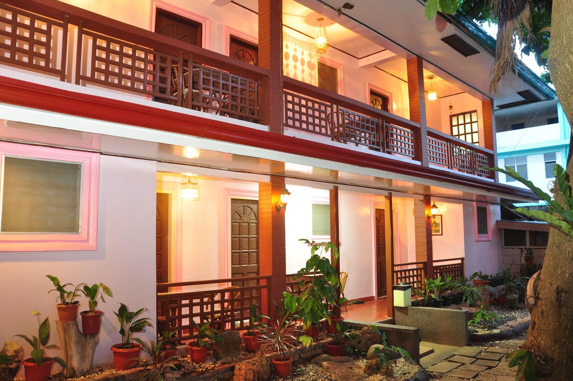 Lola Itang Pension House Tiniguiban المظهر الخارجي الصورة