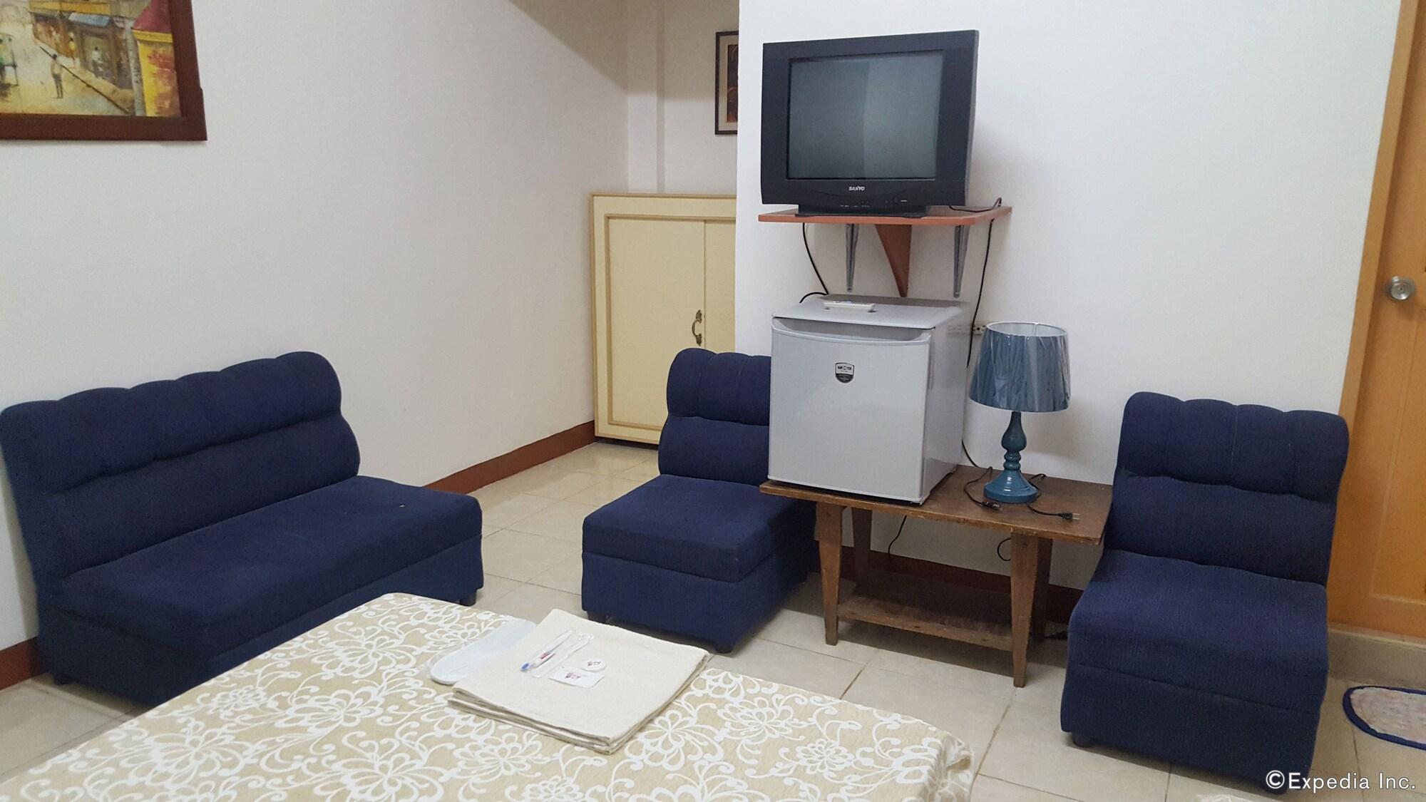 Lola Itang Pension House Tiniguiban المظهر الخارجي الصورة