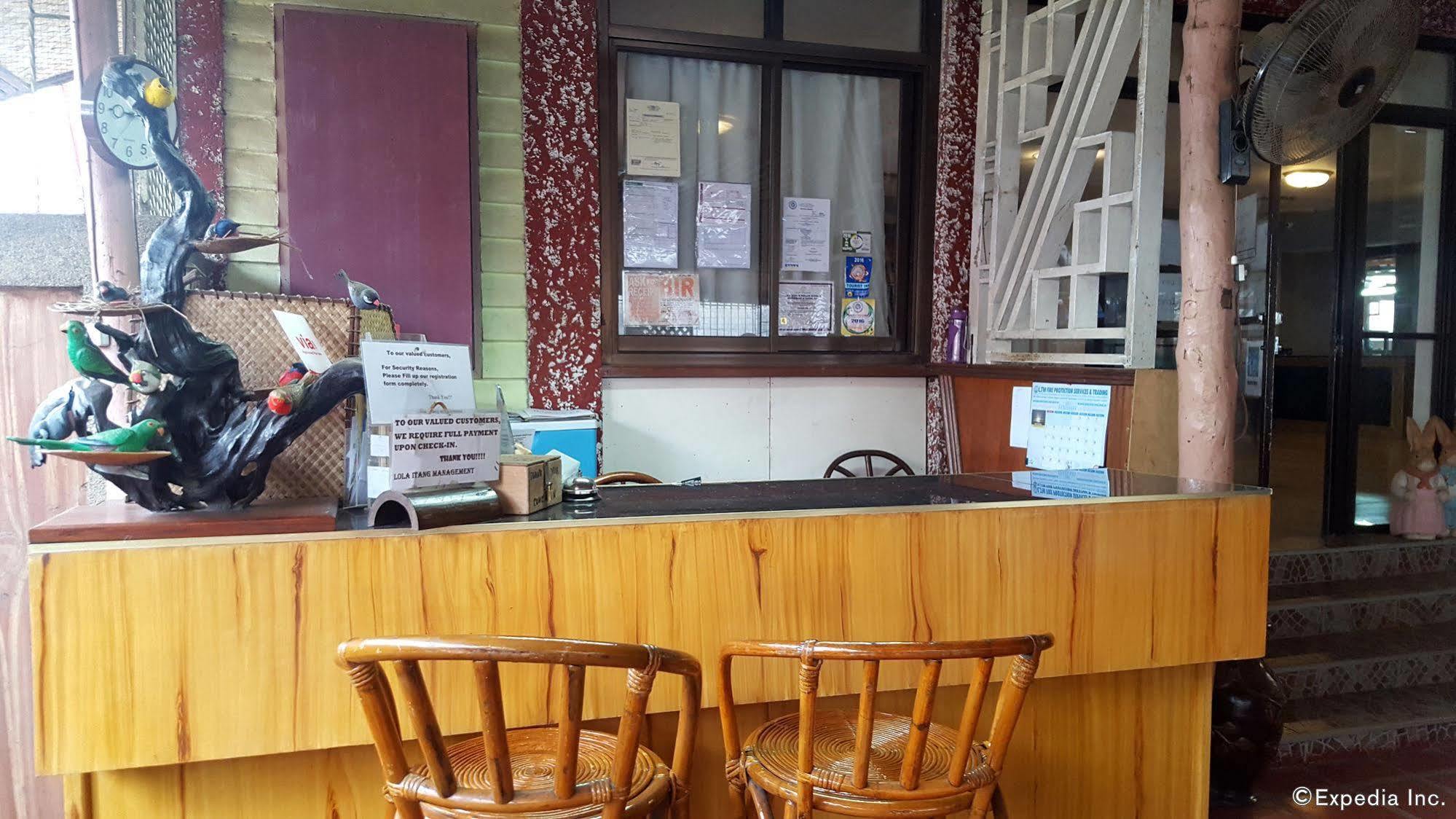 Lola Itang Pension House Tiniguiban المظهر الخارجي الصورة