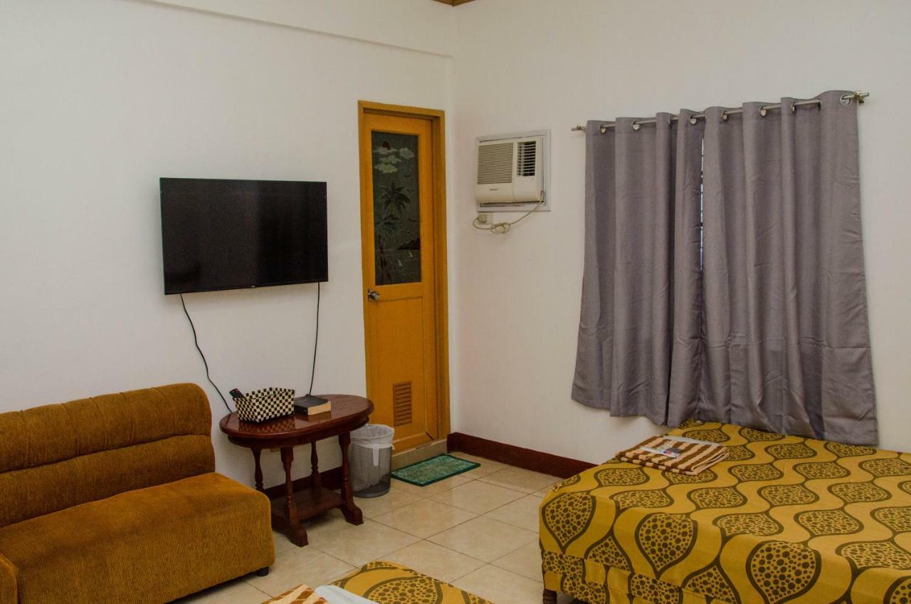 Lola Itang Pension House Tiniguiban المظهر الخارجي الصورة